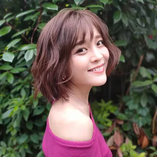 東 紗友美